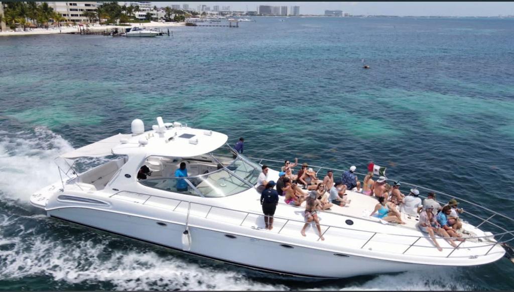 RENTA DEL YATE "EL TRITON"